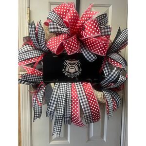 24 inch indoor outdoor deco mesh Georgia bulldog wreath